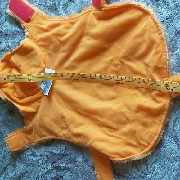 NEW!! Disney Tigger costume - Picture 7 of 7